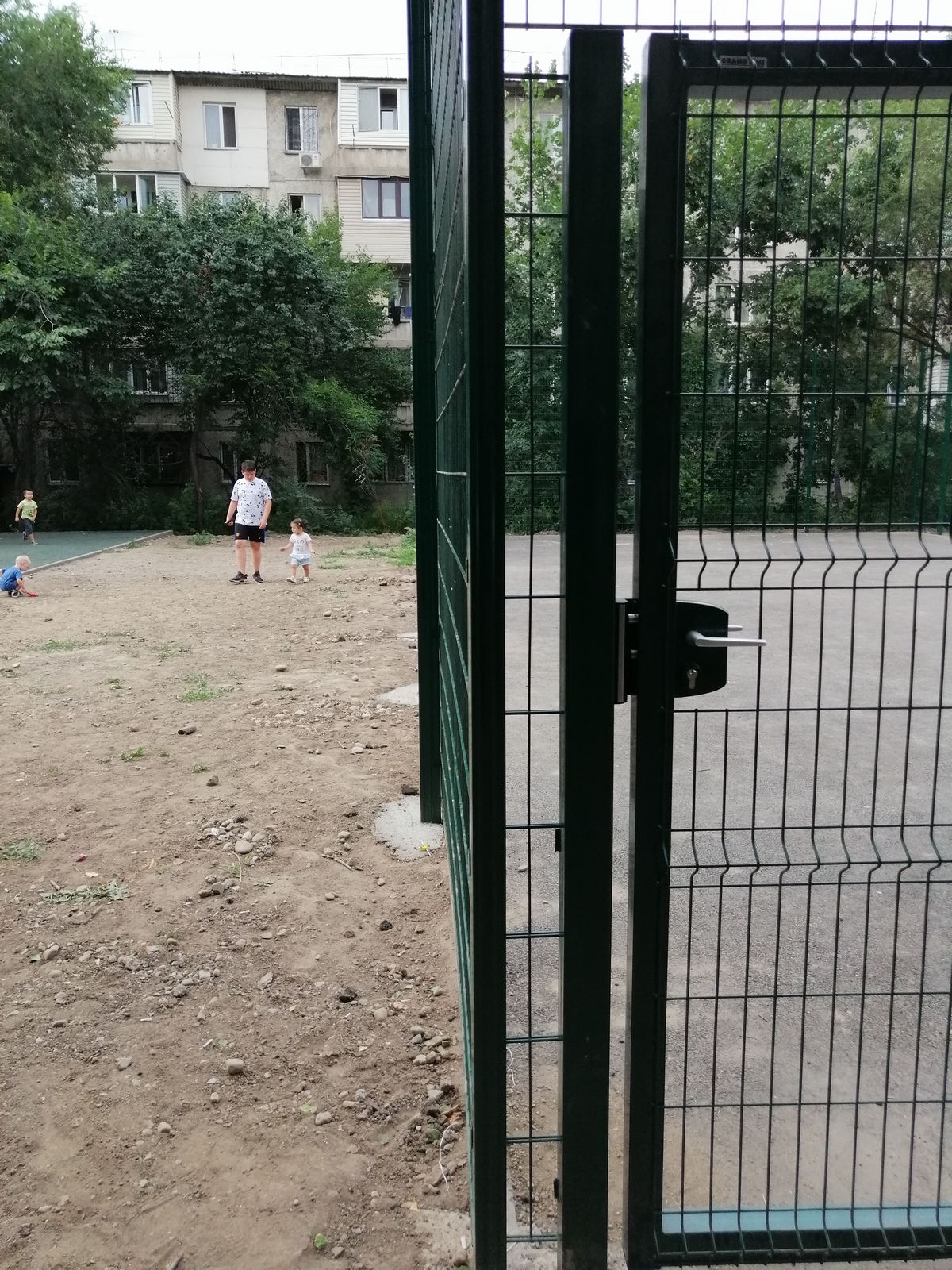 Спортивные площадки в Бостандыкском районе г. Алматы