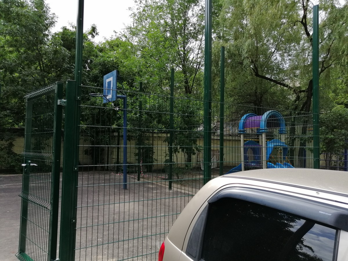 Три спортивные площадки для Акимата Ауезовского района г. Алматы